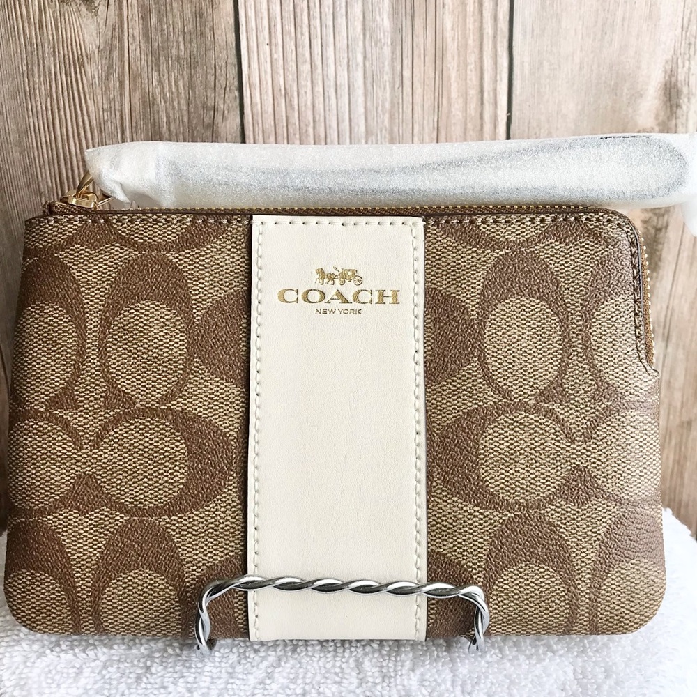 🆕 Coach Corner Zip Wristlet - Picture 3 of 7